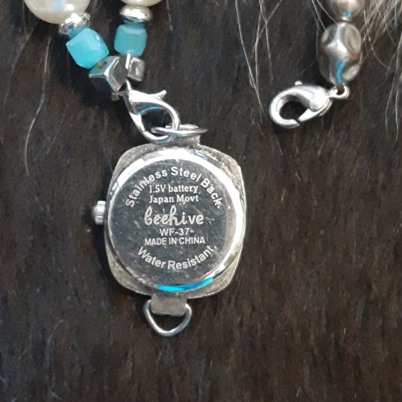 Watch with 4 bands - Picture 2 of 3